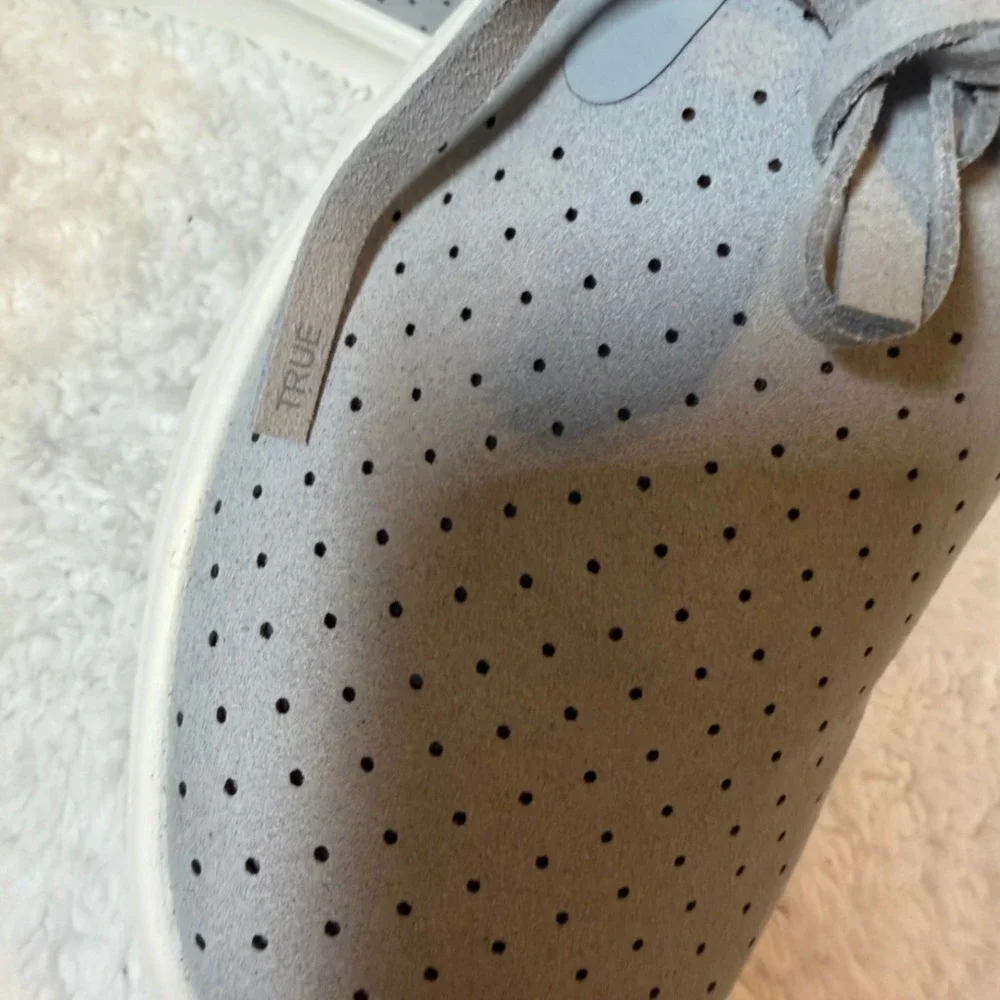 True Linkswear Lux Knit Grey Golf Shoes Mens Low‎ Top Sneakers Perforated Size 9